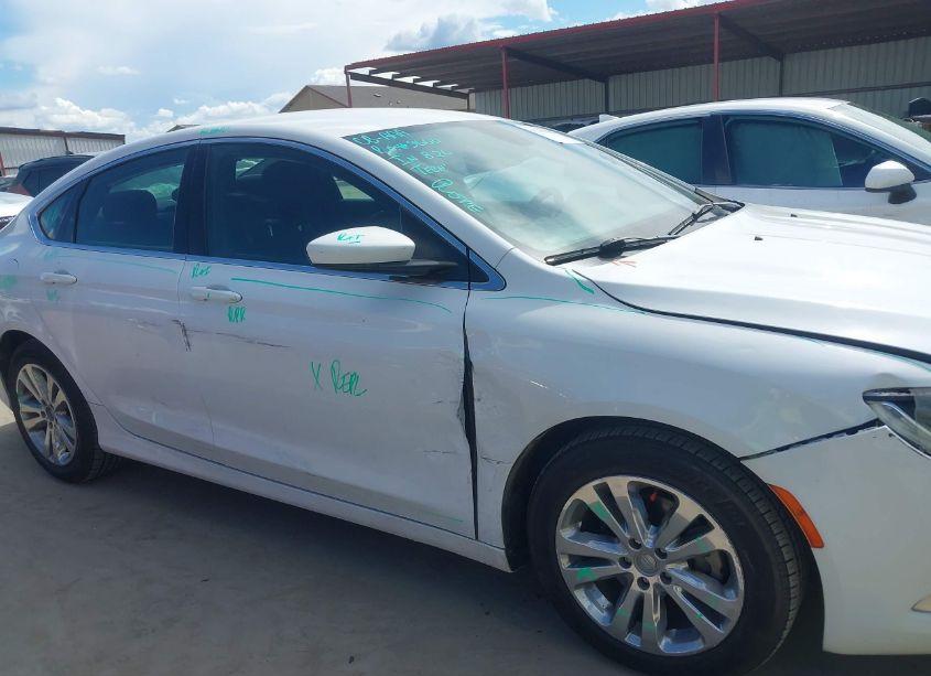 Photo 13 of 2016 Chrysler 200 LIMITED (VIN 1C3CCCAB1GN131218)