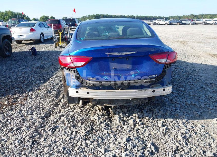 Photo 6 of 2016 Chrysler 200 LIMITED (VIN 1C3CCCAB1GN133423)