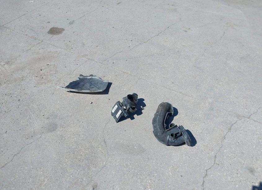 Photo 12 of 2016 Chrysler 200 LIMITED (VIN 1C3CCCAB1GN153591)