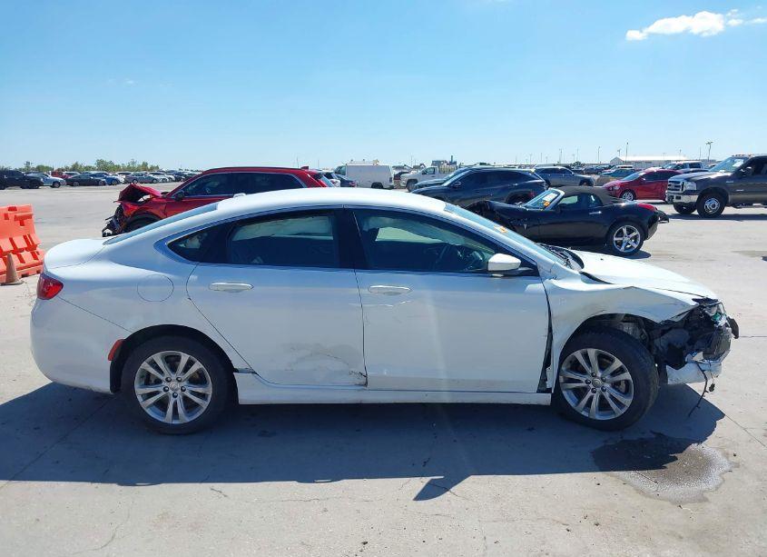 Photo 14 of 2016 Chrysler 200 LIMITED (VIN 1C3CCCAB1GN153591)