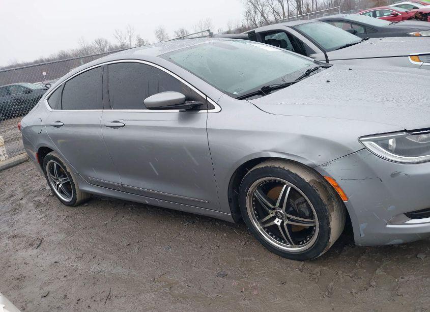 Photo 13 of 2016 Chrysler 200 LIMITED (VIN 1C3CCCAB1GN166678)