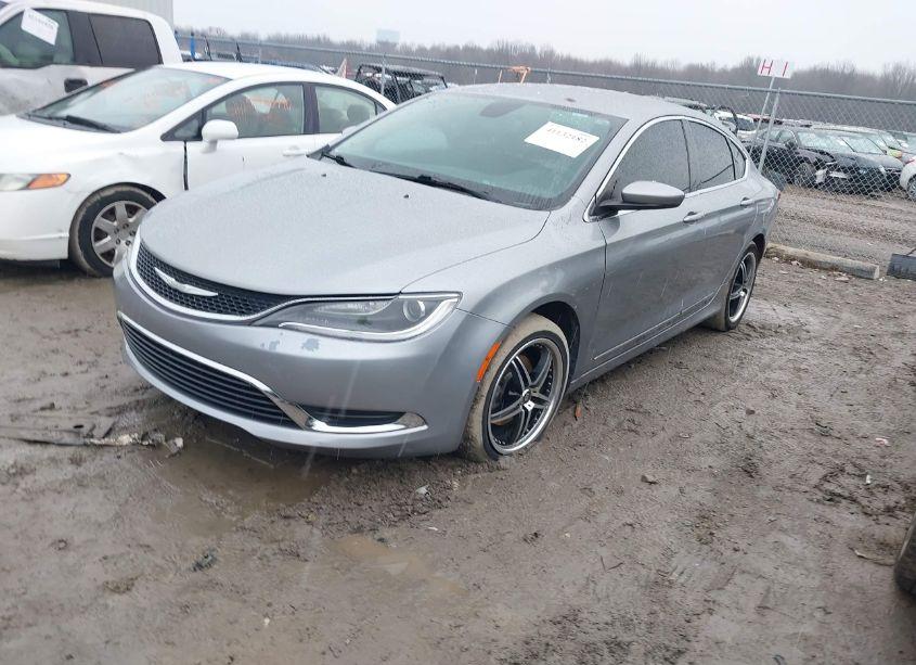 Photo 2 of 2016 Chrysler 200 LIMITED (VIN 1C3CCCAB1GN166678)
