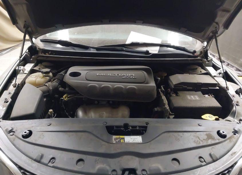 Photo 10 of 2016 Chrysler 200 LIMITED (VIN 1C3CCCAB1GN169791)