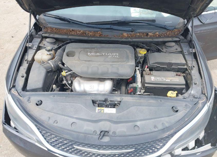 Photo 10 of 2016 Chrysler 200 LIMITED PLATINUM (VIN 1C3CCCAB1GN178376)