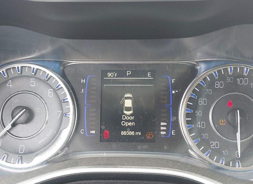 Photo 7 of 2016 Chrysler 200 LIMITED PLATINUM (VIN 1C3CCCAB1GN178376)