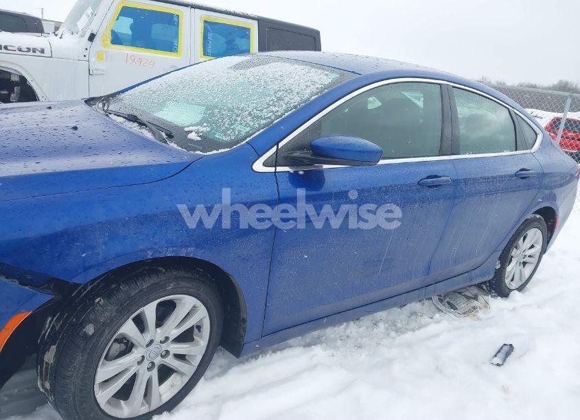 Photo 15 of 2016 Chrysler 200 LIMITED PLATINUM (VIN 1C3CCCAB1GN190351)