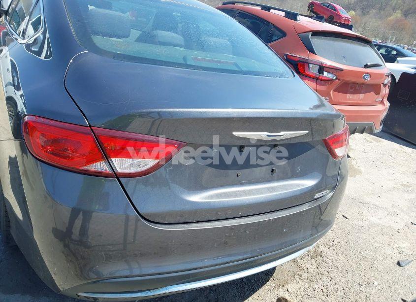 Photo 16 of 2015 Chrysler 200 LIMITED (VIN 1C3CCCAB2FN505270)