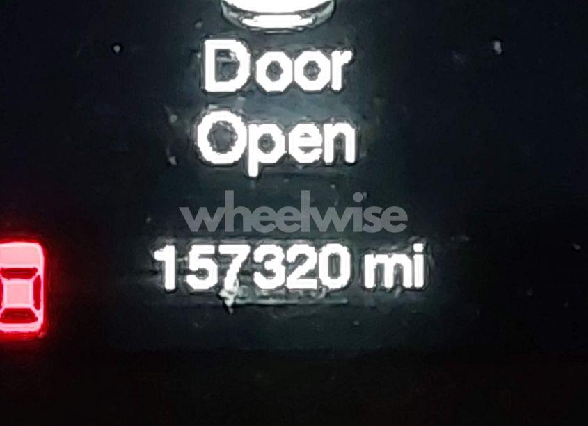 Photo 15 of 2015 Chrysler 200 LIMITED (VIN 1C3CCCAB2FN536714)