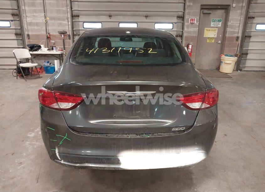 Photo 16 of 2015 Chrysler 200 LIMITED (VIN 1C3CCCAB2FN536714)