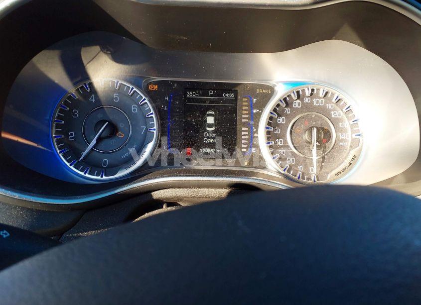 Photo 15 of 2015 Chrysler 200 LIMITED (VIN 1C3CCCAB2FN547132)