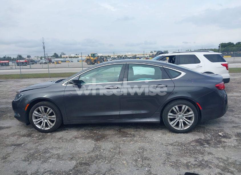 Photo 14 of 2015 Chrysler 200 LIMITED (VIN 1C3CCCAB2FN567798)