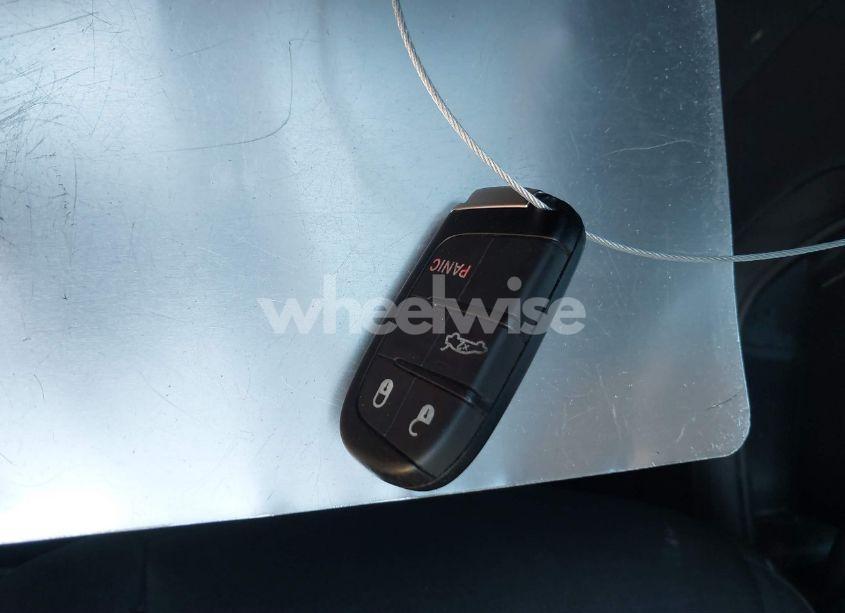 Photo 11 of 2015 Chrysler 200 LIMITED (VIN 1C3CCCAB2FN568224)