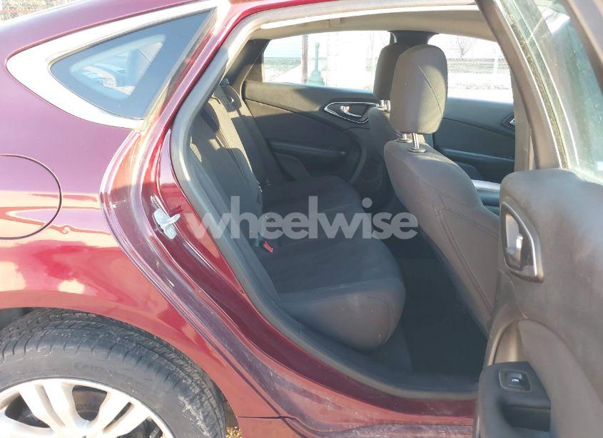 Photo 8 of 2015 Chrysler 200 LIMITED (VIN 1C3CCCAB2FN568224)