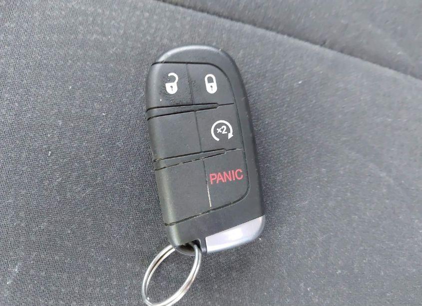 Photo 11 of 2015 Chrysler 200 LIMITED (VIN 1C3CCCAB2FN594161)