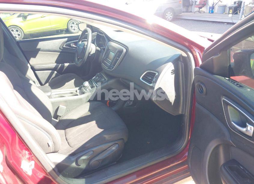 Photo 5 of 2015 Chrysler 200 LIMITED (VIN 1C3CCCAB2FN594385)