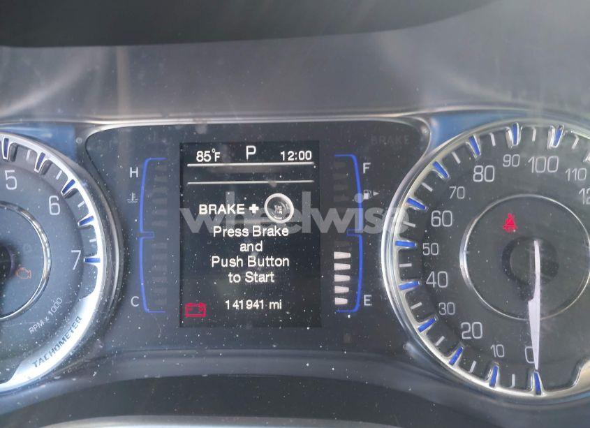 Photo 7 of 2015 Chrysler 200 LIMITED (VIN 1C3CCCAB2FN594385)