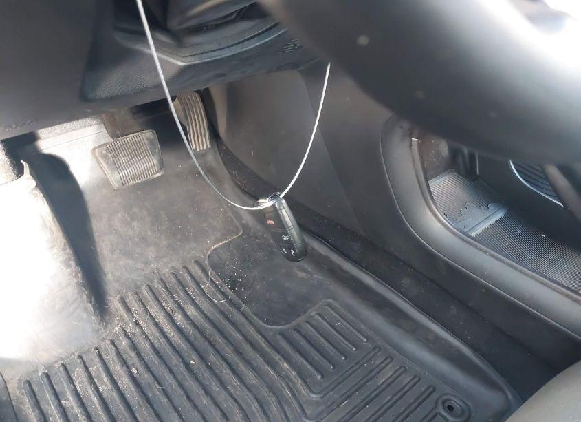 Photo 11 of 2015 Chrysler 200 LIMITED (VIN 1C3CCCAB2FN596606)