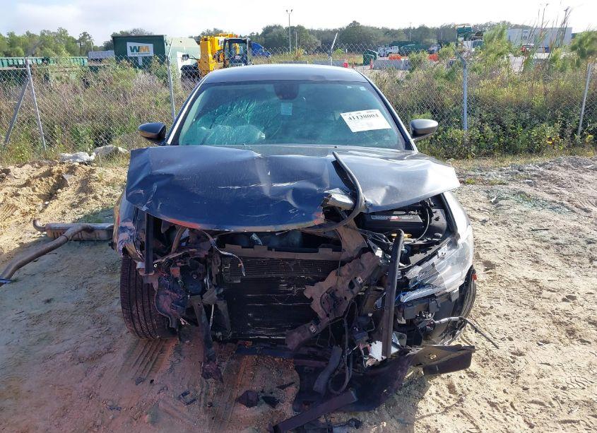 Photo 13 of 2015 Chrysler 200 LIMITED (VIN 1C3CCCAB2FN598341)