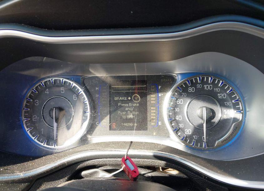 Photo 7 of 2015 Chrysler 200 LIMITED (VIN 1C3CCCAB2FN598341)