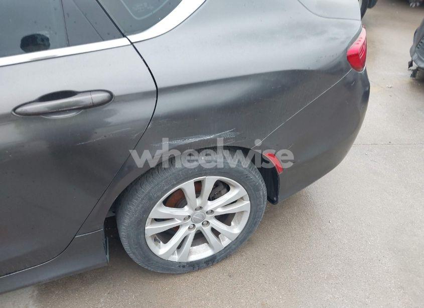 Photo 12 of 2015 Chrysler 200 LIMITED (VIN 1C3CCCAB2FN607717)