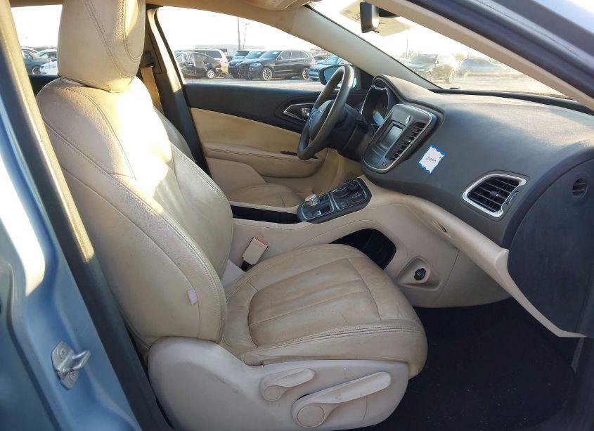 Photo 5 of 2015 Chrysler 200 LIMITED (VIN 1C3CCCAB2FN609516)