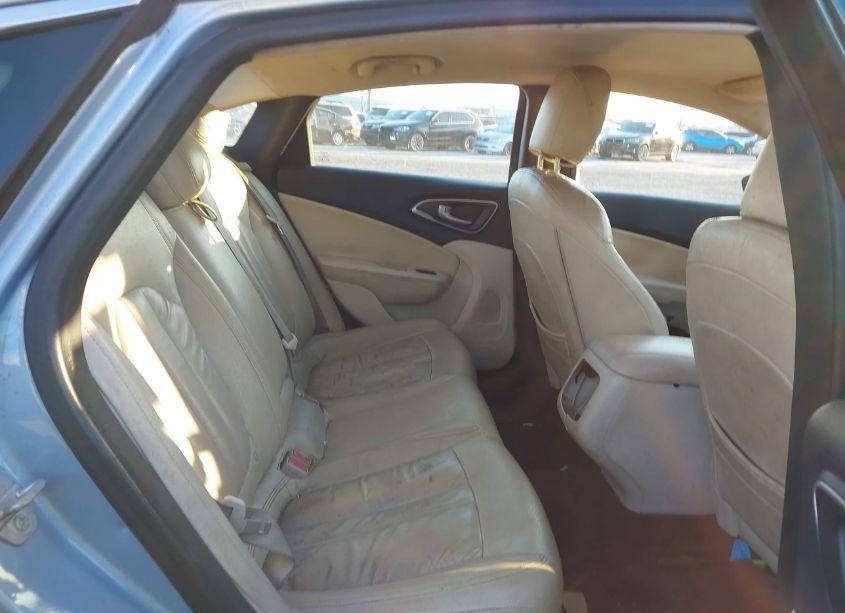 Photo 8 of 2015 Chrysler 200 LIMITED (VIN 1C3CCCAB2FN609516)