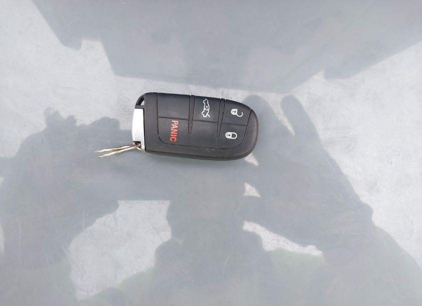 Photo 11 of 2015 Chrysler 200 LIMITED (VIN 1C3CCCAB2FN618703)