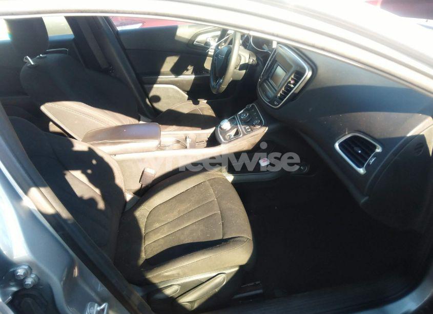 Photo 5 of 2015 Chrysler 200 LIMITED (VIN 1C3CCCAB2FN622802)