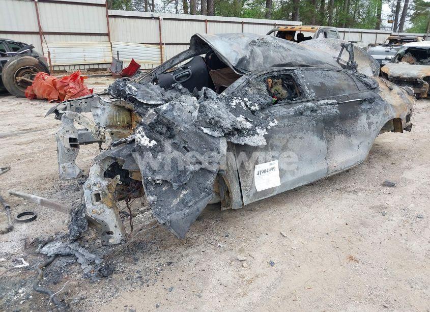 Photo 2 of 2015 Chrysler 200 LIMITED (VIN 1C3CCCAB2FN633024)