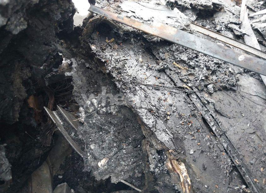 Photo 7 of 2015 Chrysler 200 LIMITED (VIN 1C3CCCAB2FN633024)