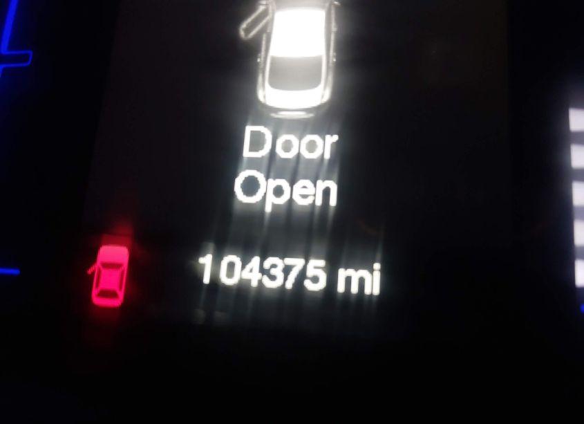 Photo 15 of 2015 Chrysler 200 LIMITED (VIN 1C3CCCAB2FN637266)