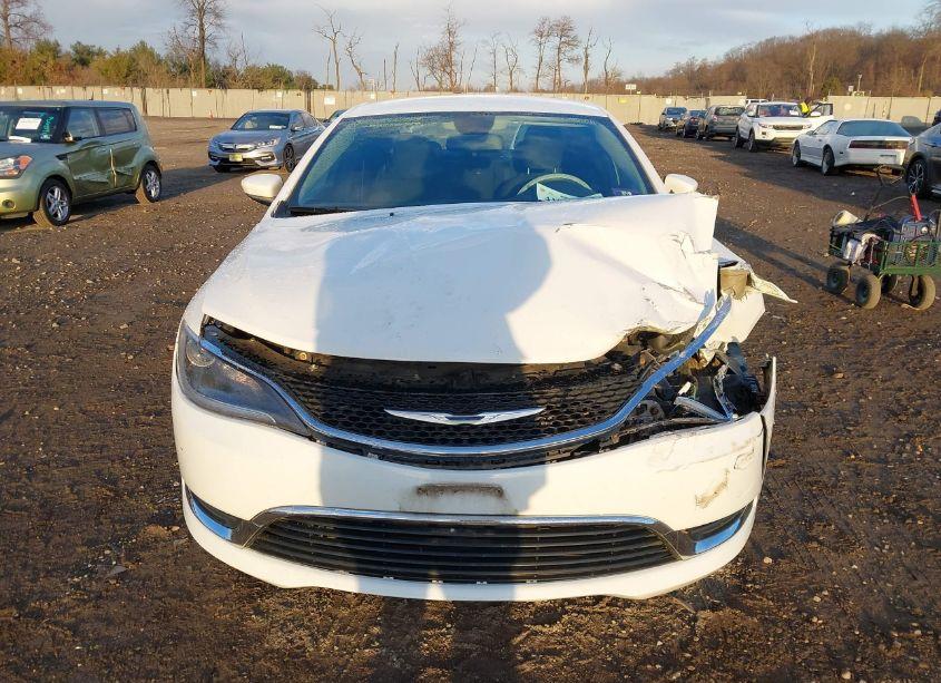 Photo 12 of 2015 Chrysler 200 LIMITED (VIN 1C3CCCAB2FN643407)