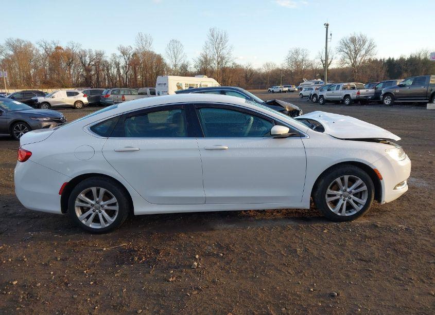 Photo 13 of 2015 Chrysler 200 LIMITED (VIN 1C3CCCAB2FN643407)