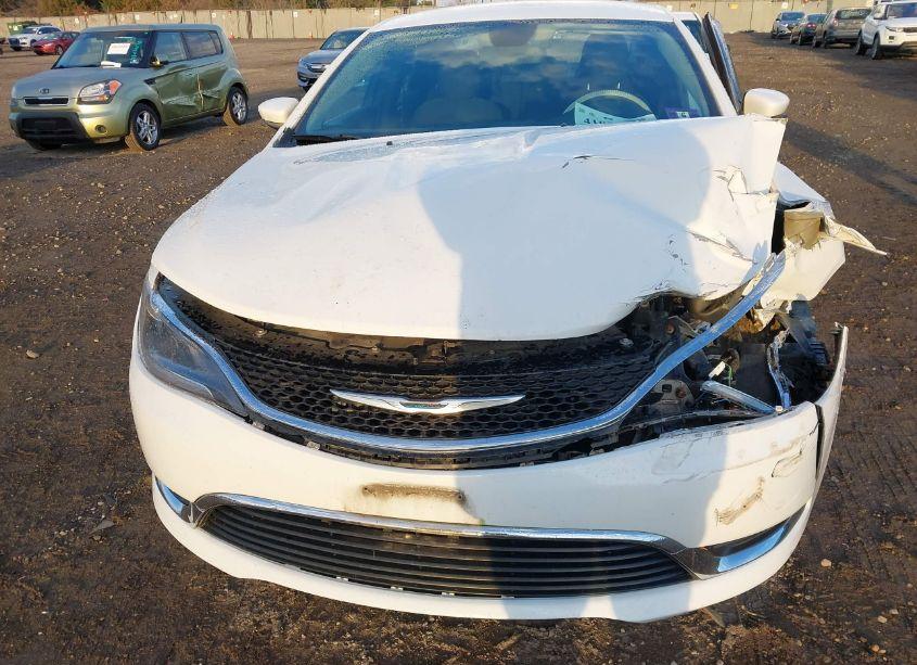 Photo 18 of 2015 Chrysler 200 LIMITED (VIN 1C3CCCAB2FN643407)