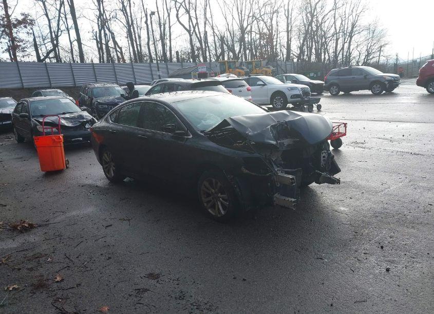 2015 Chrysler 200 LIMITED (VIN 1C3CCCAB2FN660997) main photo