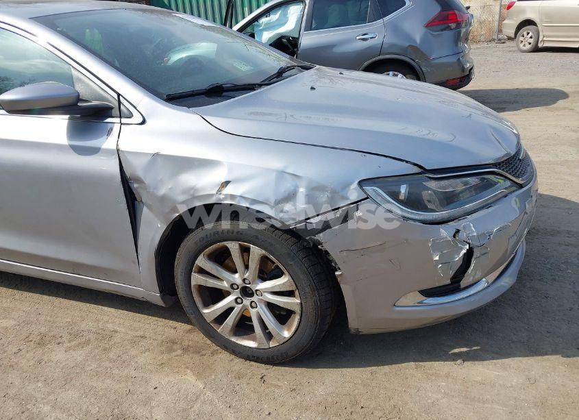 Photo 6 of 2015 Chrysler 200 LIMITED (VIN 1C3CCCAB2FN674320)