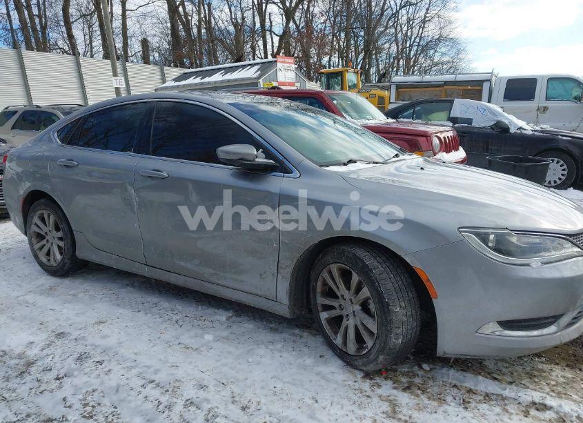 Photo 6 of 2015 Chrysler 200 LIMITED (VIN 1C3CCCAB2FN674656)