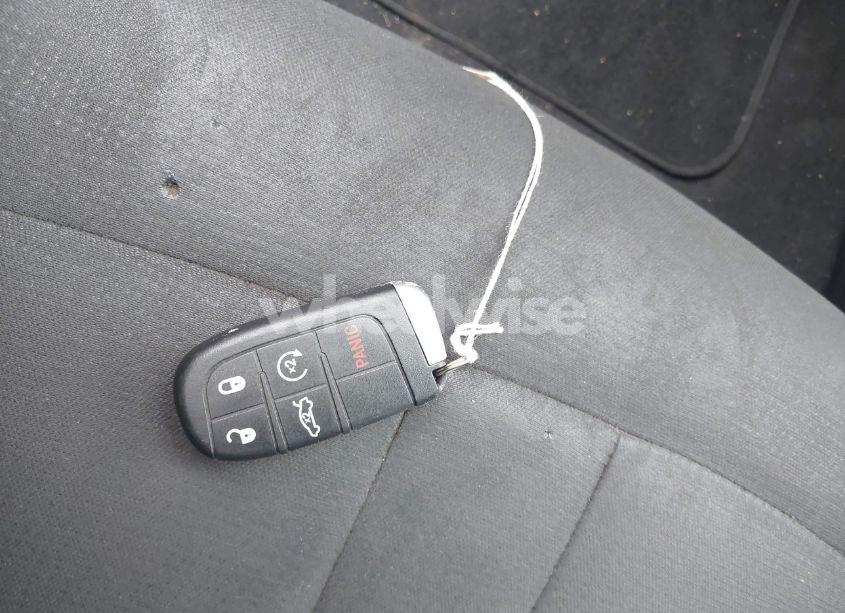 Photo 11 of 2015 Chrysler 200 LIMITED (VIN 1C3CCCAB2FN685219)