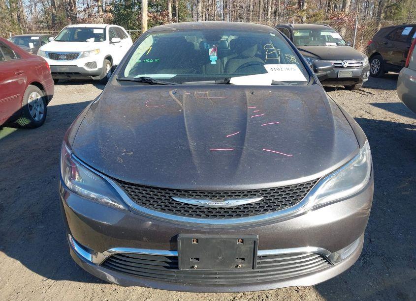 Photo 13 of 2015 Chrysler 200 LIMITED (VIN 1C3CCCAB2FN685396)