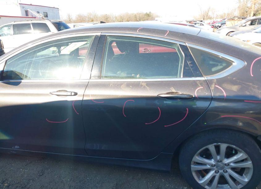 Photo 15 of 2015 Chrysler 200 LIMITED (VIN 1C3CCCAB2FN685396)