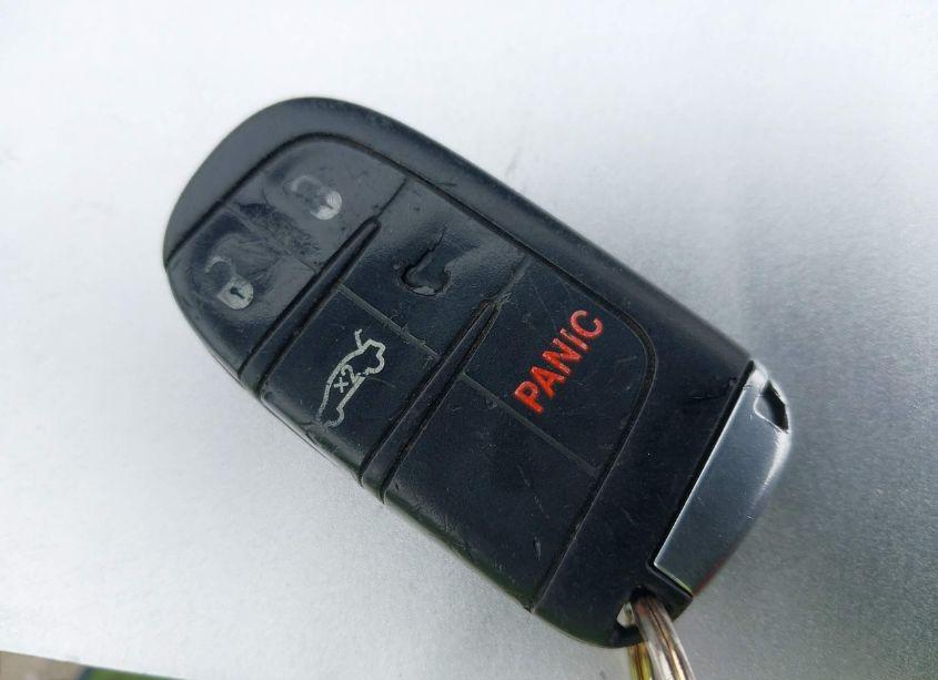 Photo 11 of 2015 Chrysler 200 LIMITED (VIN 1C3CCCAB2FN702309)