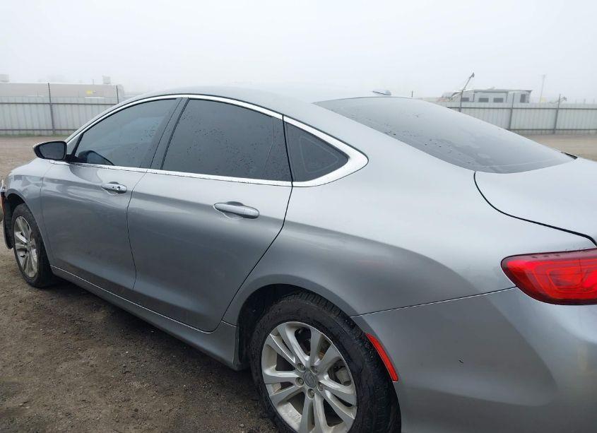 Photo 14 of 2015 Chrysler 200 LIMITED (VIN 1C3CCCAB2FN702309)