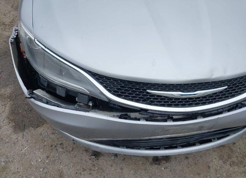 Photo 18 of 2015 Chrysler 200 LIMITED (VIN 1C3CCCAB2FN702309)