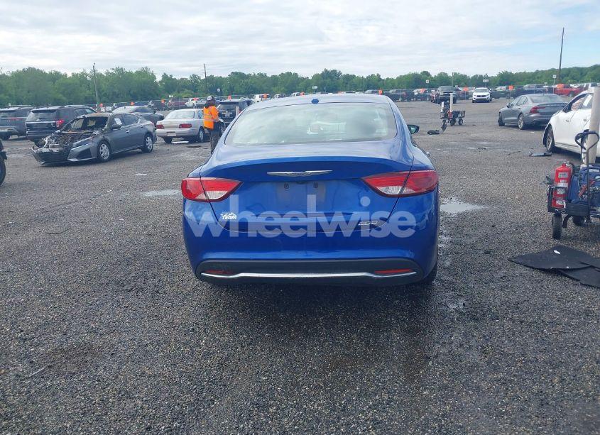 Photo 16 of 2015 Chrysler 200 LIMITED (VIN 1C3CCCAB2FN709437)