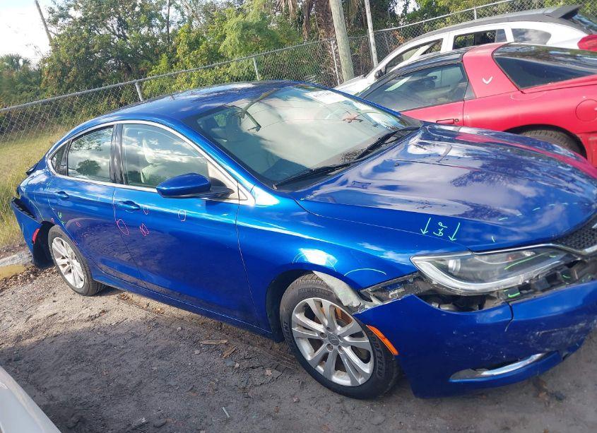 Photo 13 of 2015 Chrysler 200 LIMITED (VIN 1C3CCCAB2FN716856)