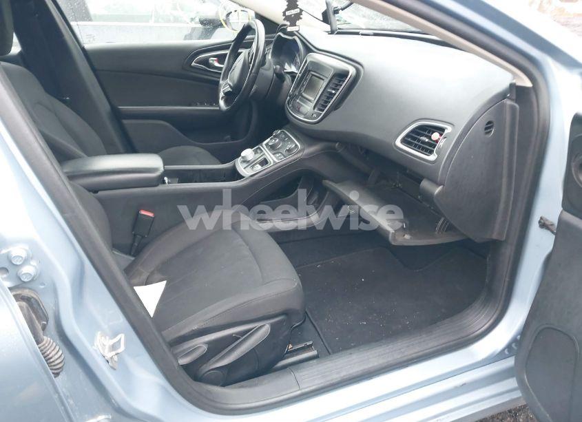 Photo 5 of 2015 Chrysler 200 LIMITED (VIN 1C3CCCAB2FN720504)