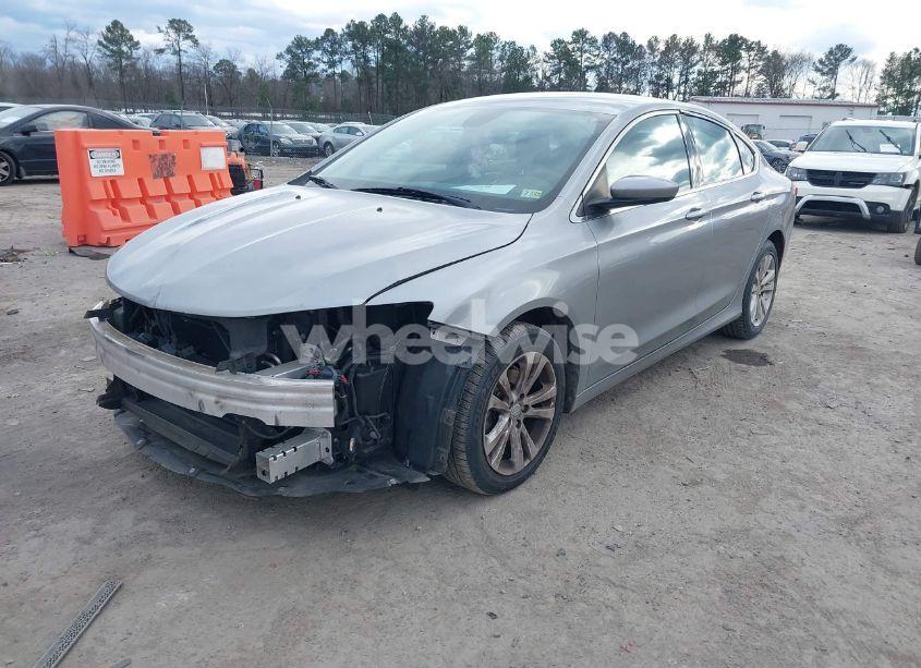 Photo 2 of 2015 Chrysler 200 LIMITED (VIN 1C3CCCAB2FN729168)