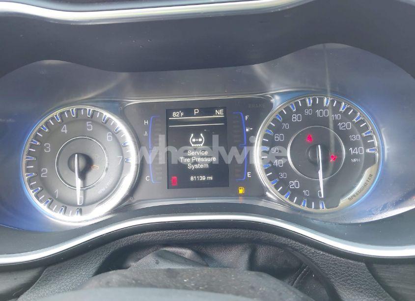 Photo 7 of 2016 Chrysler 200 LIMITED (VIN 1C3CCCAB2GN132880)