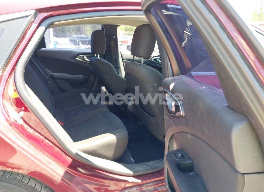 Photo 8 of 2016 Chrysler 200 LIMITED (VIN 1C3CCCAB2GN145385)