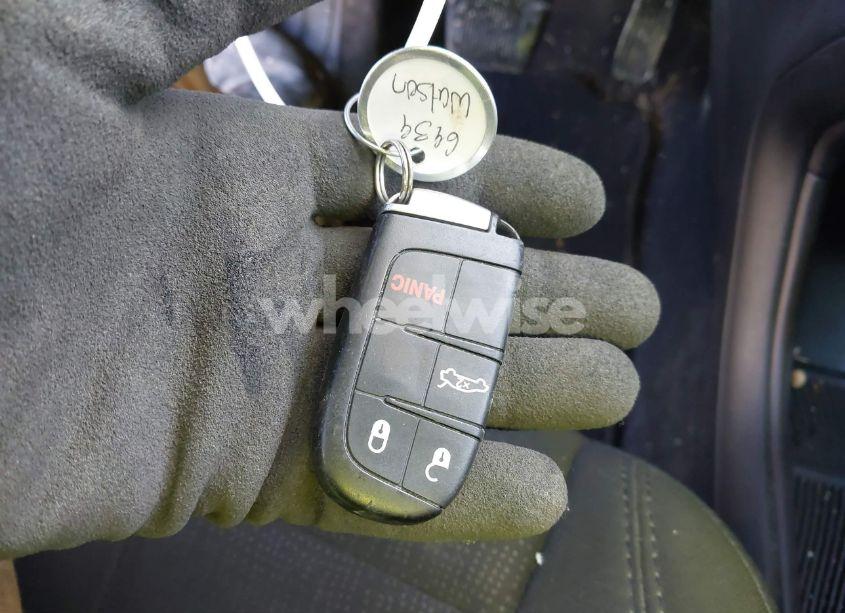 Photo 11 of 2016 Chrysler 200 LIMITED (VIN 1C3CCCAB2GN171937)